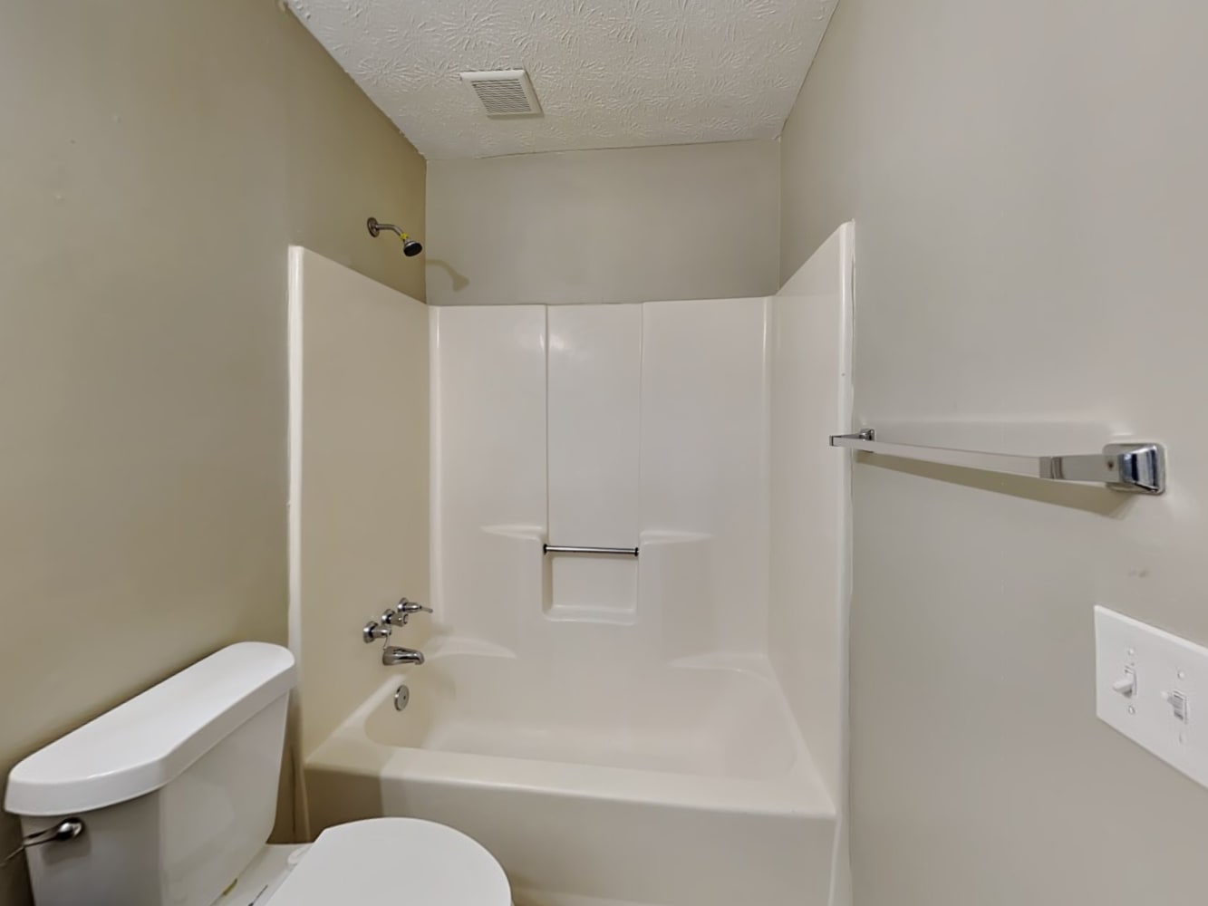 940 Woodbridge Dr NE, Conyers photo 15