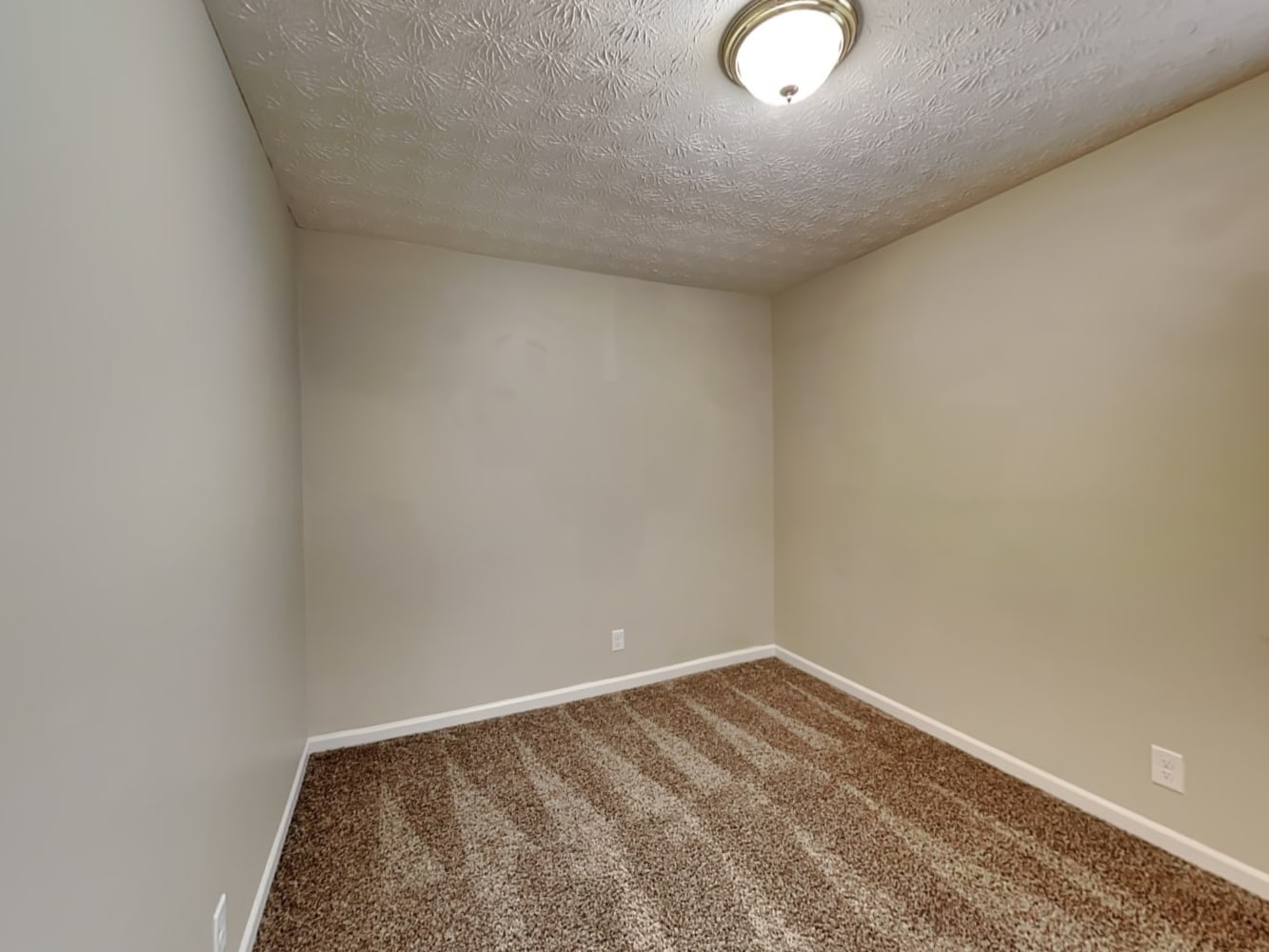940 Woodbridge Dr NE, Conyers photo 11