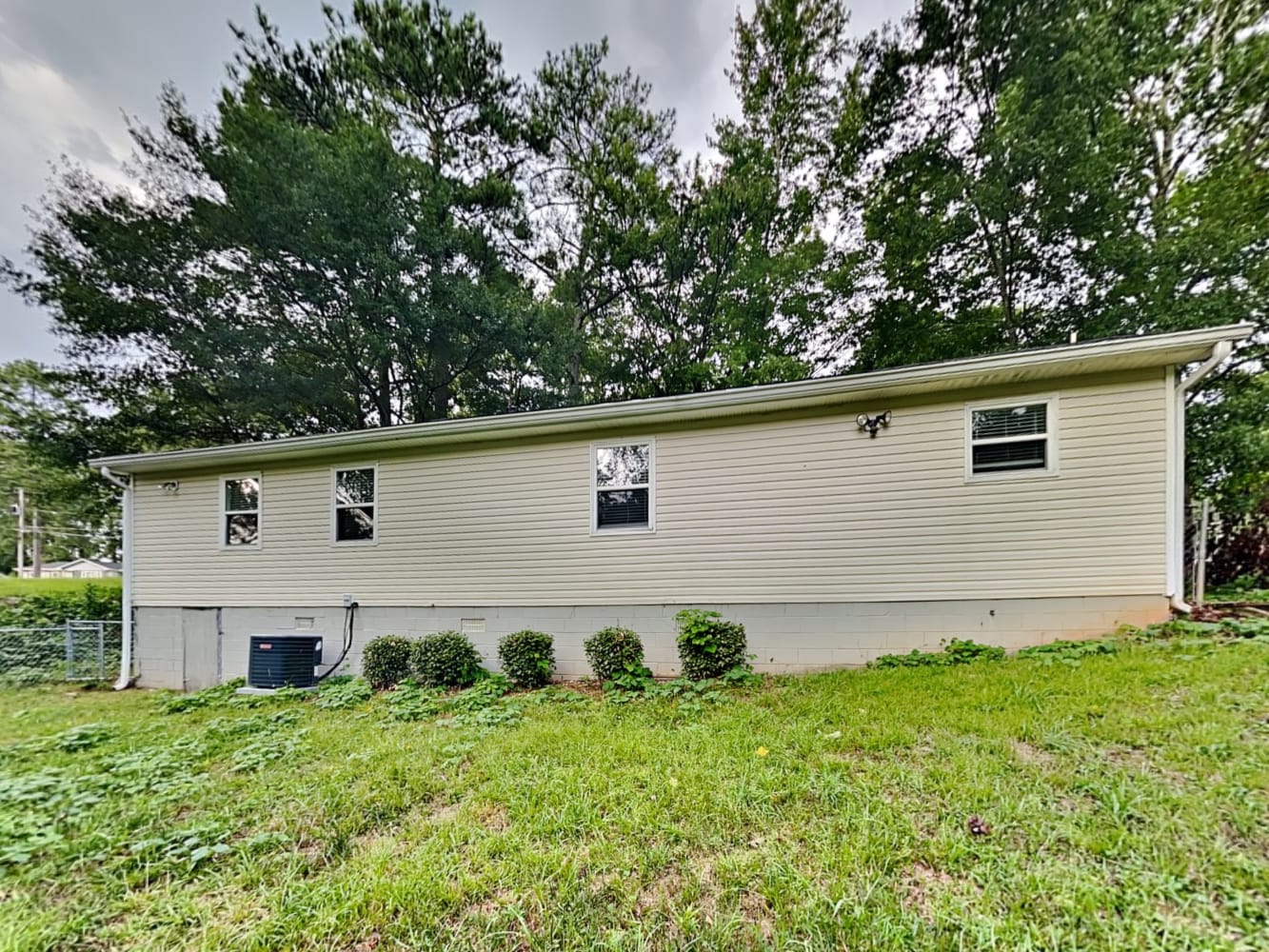 940 Woodbridge Dr NE, Conyers photo 18