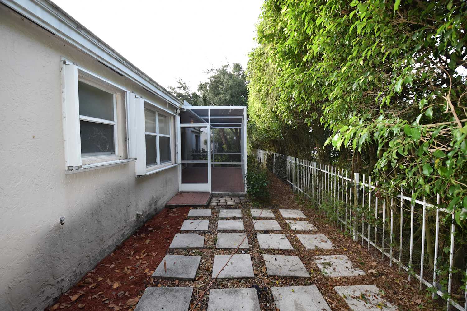 9406 NW 8th Cir, Plantation photo 12
