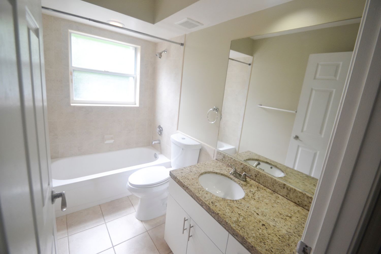 9406 NW 8th Cir, Plantation photo 9