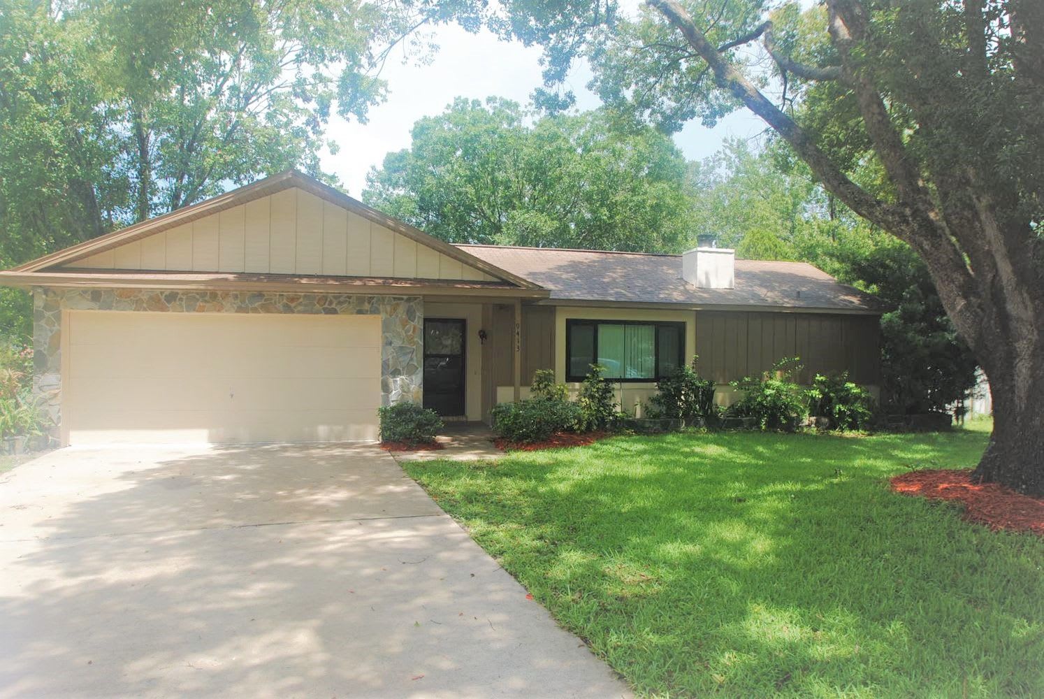 Front of 9413 Lake Douglas Pl, Orlando, FL
