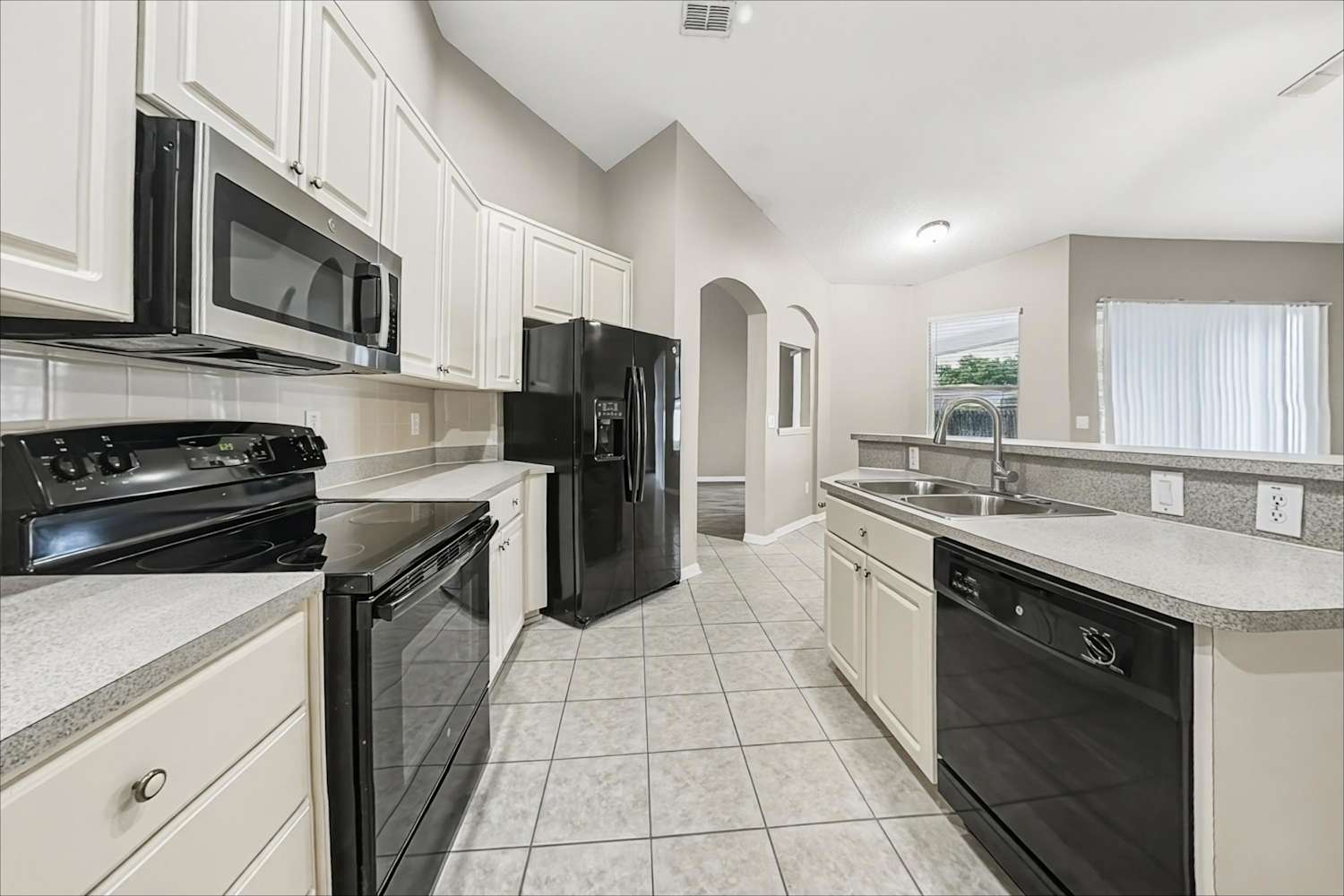 9424 Clover Glen Dr, Riverview photo 8