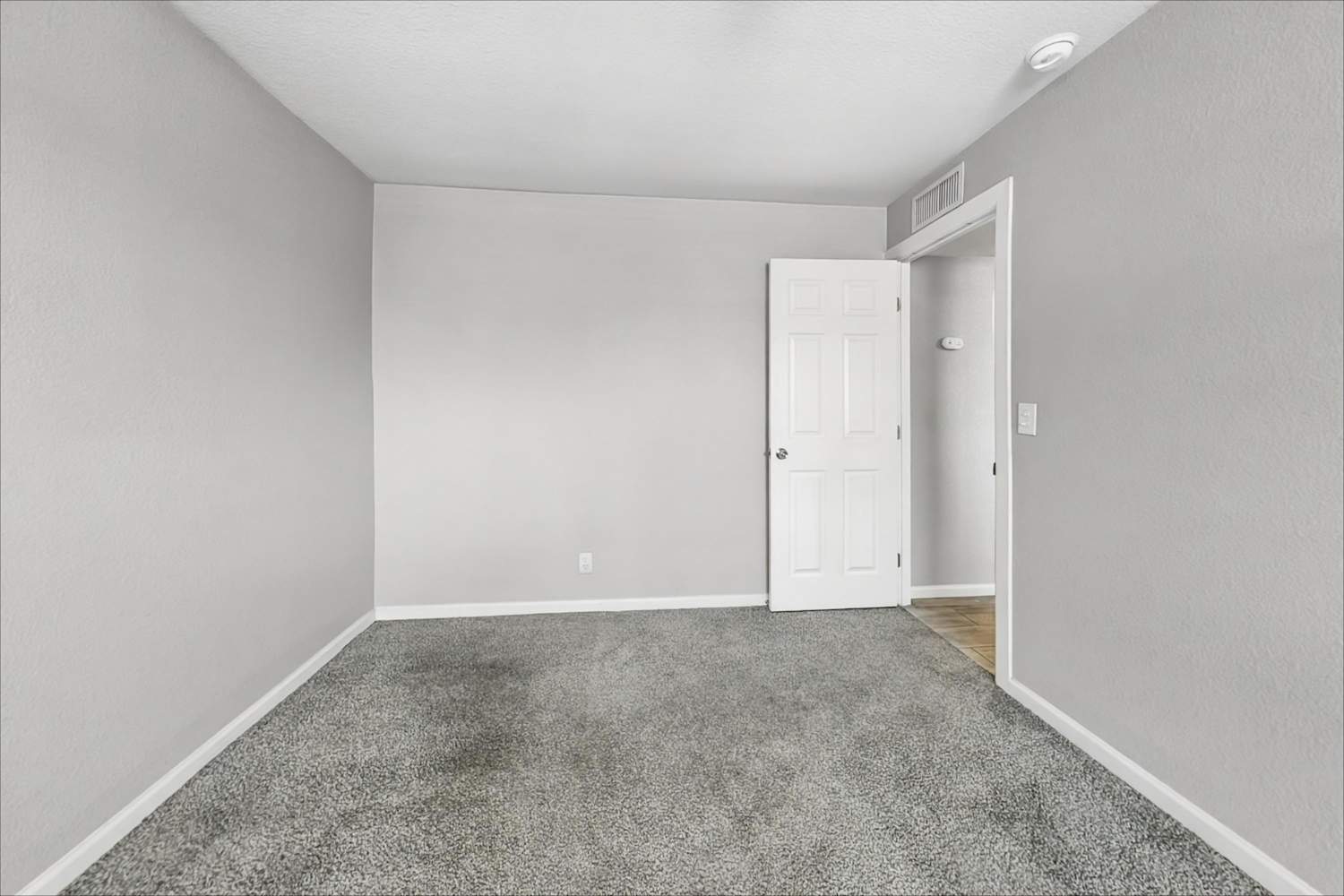 943 E Manhatton Dr, Tempe photo 17