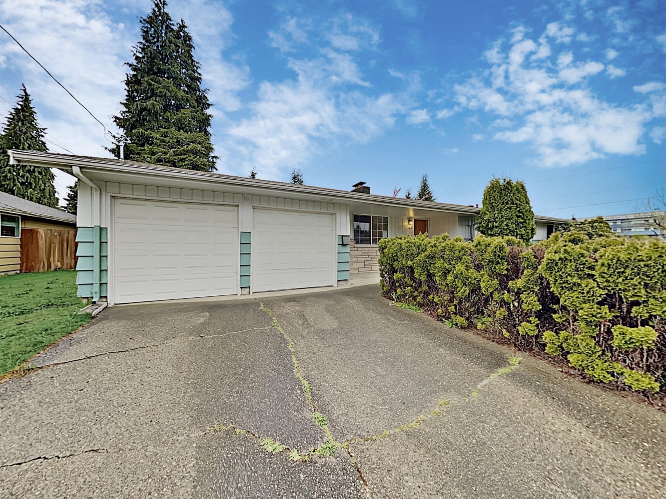 Front of 944 N Orchard St, Tacoma, WA