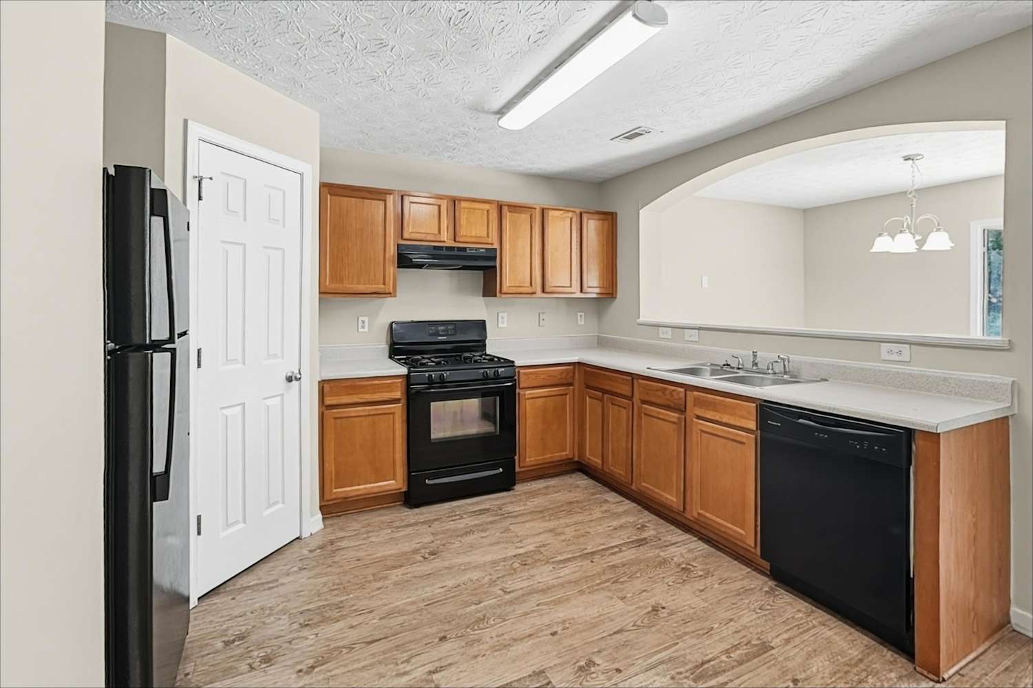 9481 Lakeview Rd, Union City photo 10