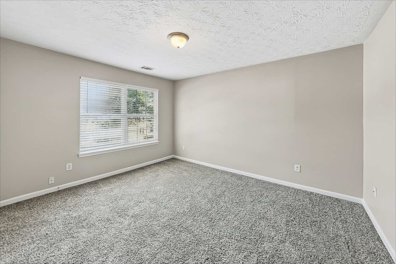9481 Lakeview Rd, Union City photo 15