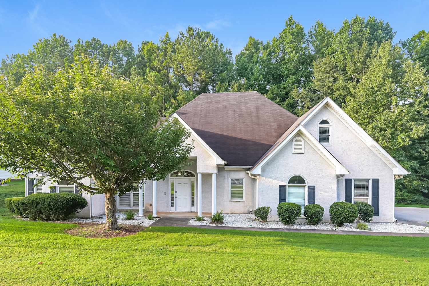 95 Bermuda Run Dr, Covington photo 1