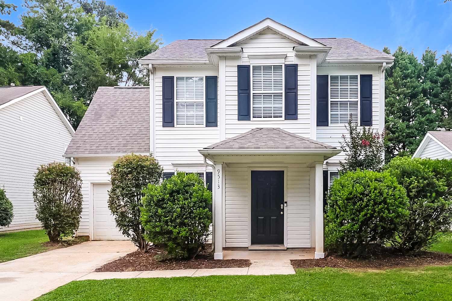 9513 Bird Watch Ln, Charlotte photo 1