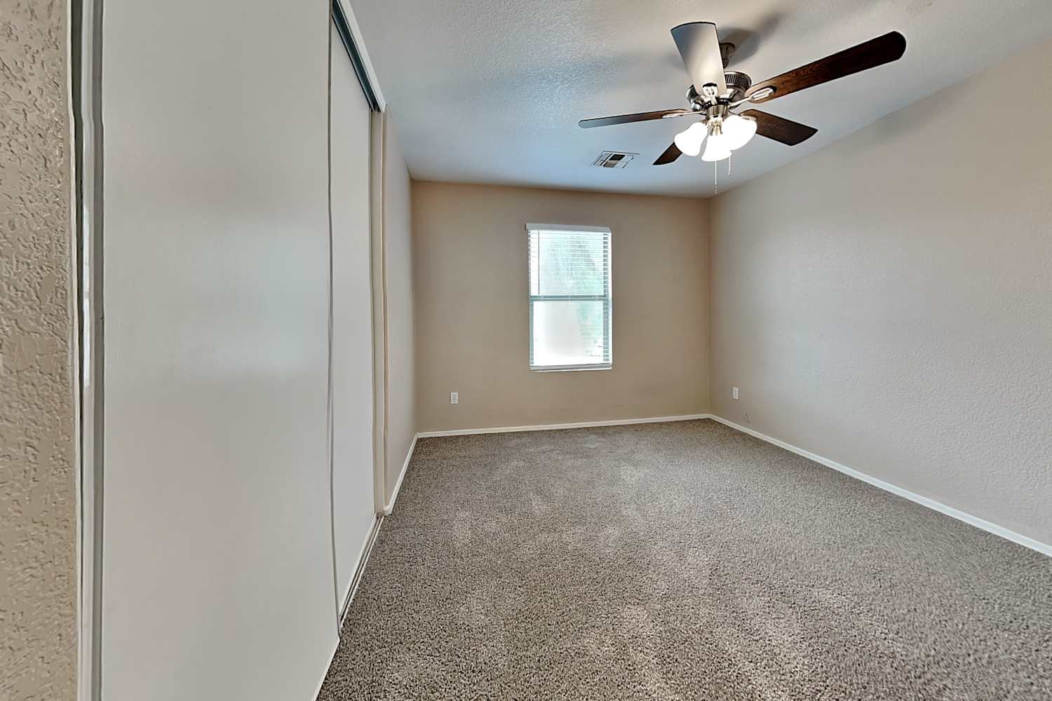 9549 W Monte Vista Rd, Phoenix photo 17