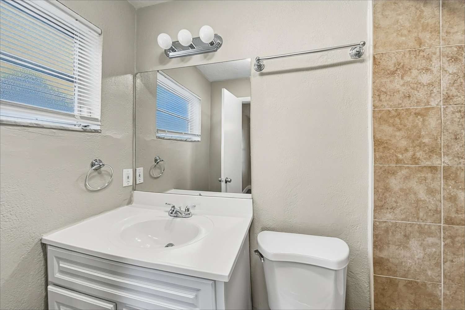 9558 NW 19th Pl, Sunrise photo 13