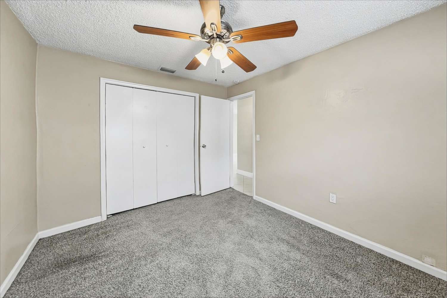 9558 NW 19th Pl, Sunrise photo 17