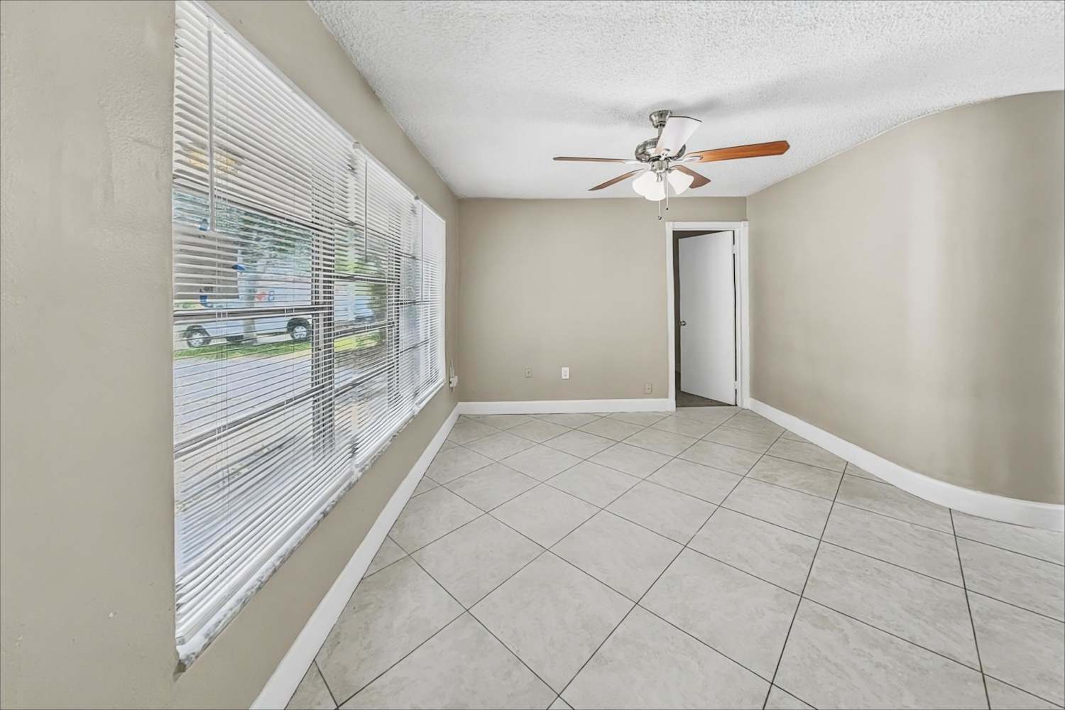 9558 NW 19th Pl, Sunrise photo 6