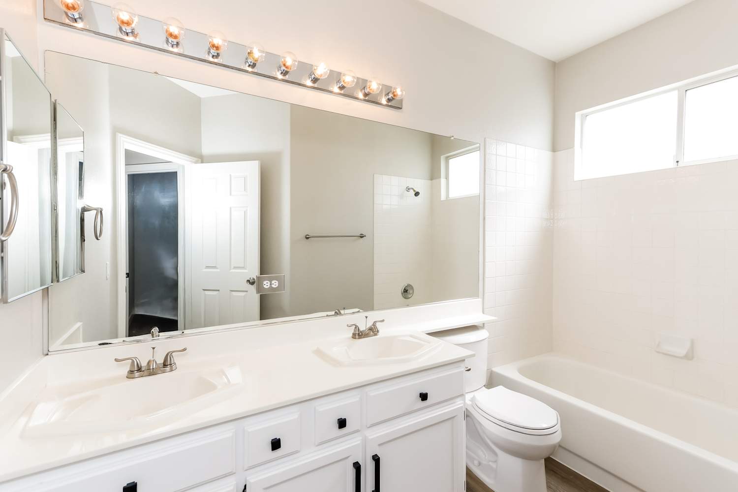 9568 Aspen Glow Dr, Las Vegas photo 11