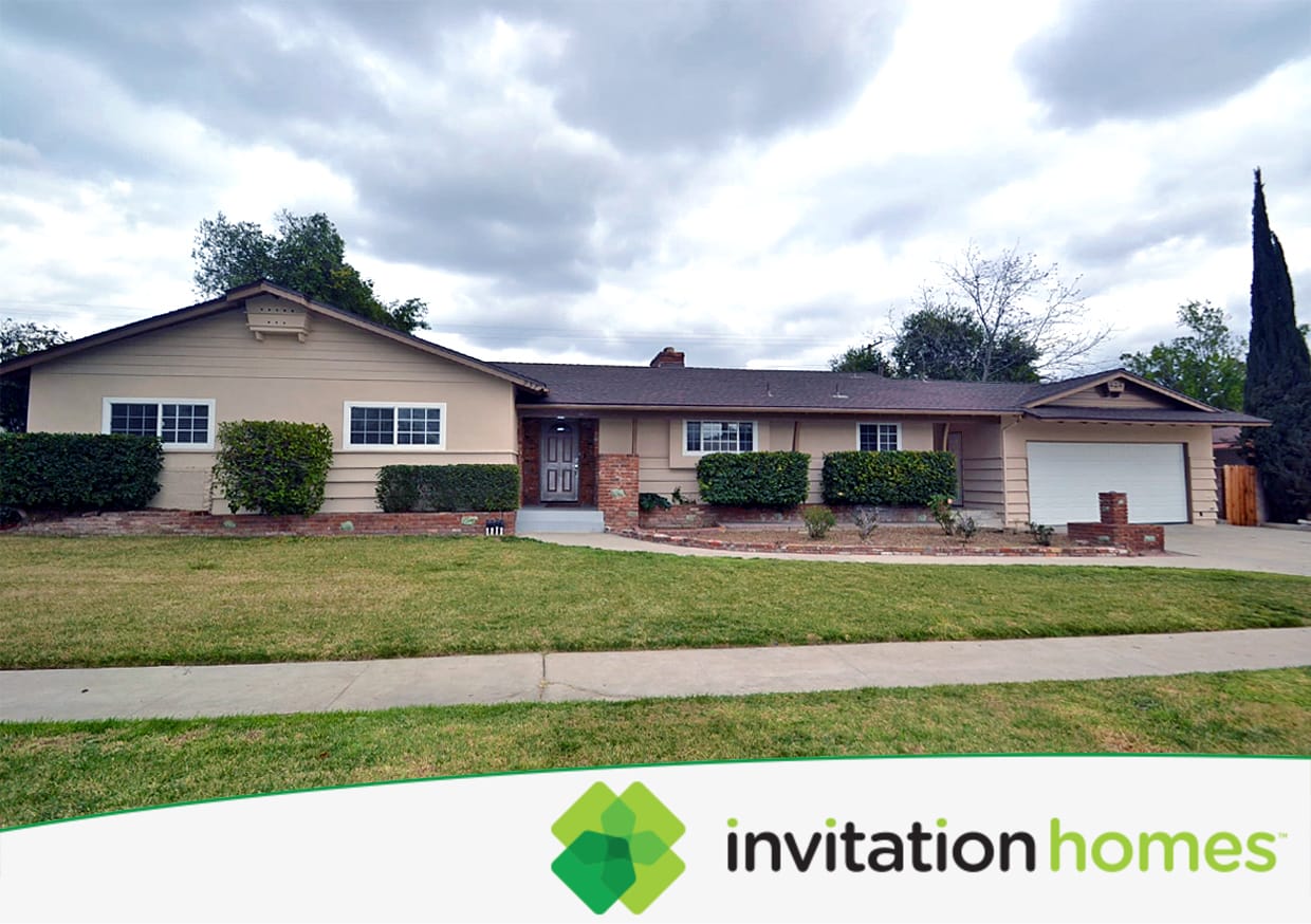 Front of 957 N Primrose Ave, Rialto, CA