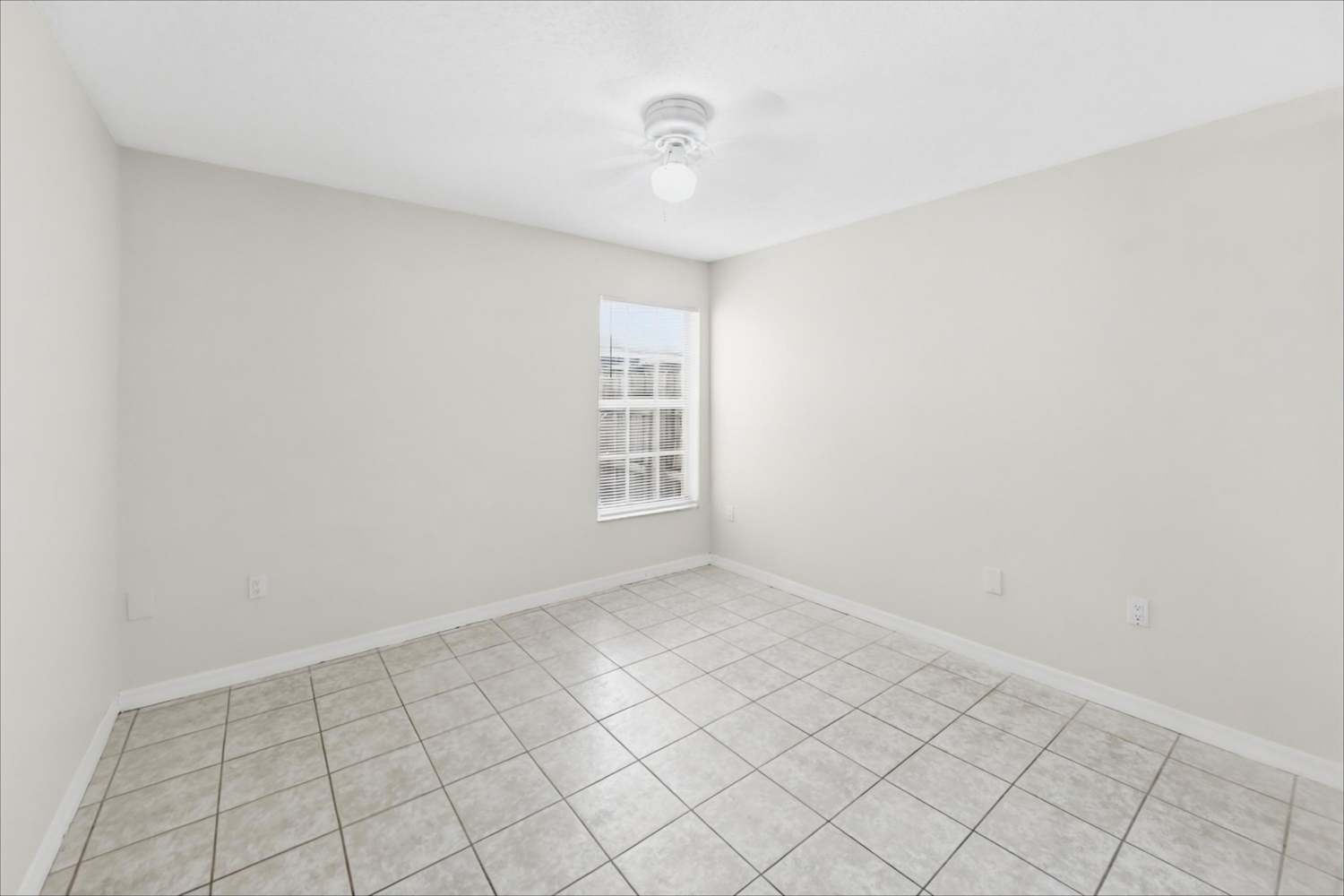 957 NW 128th Pl, Miami photo 13