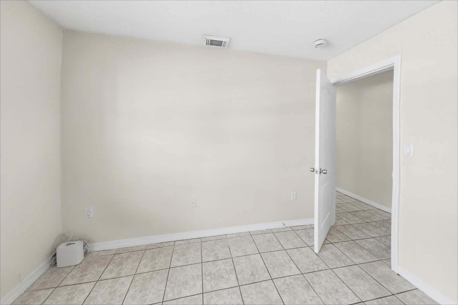 957 NW 128th Pl, Miami photo 15