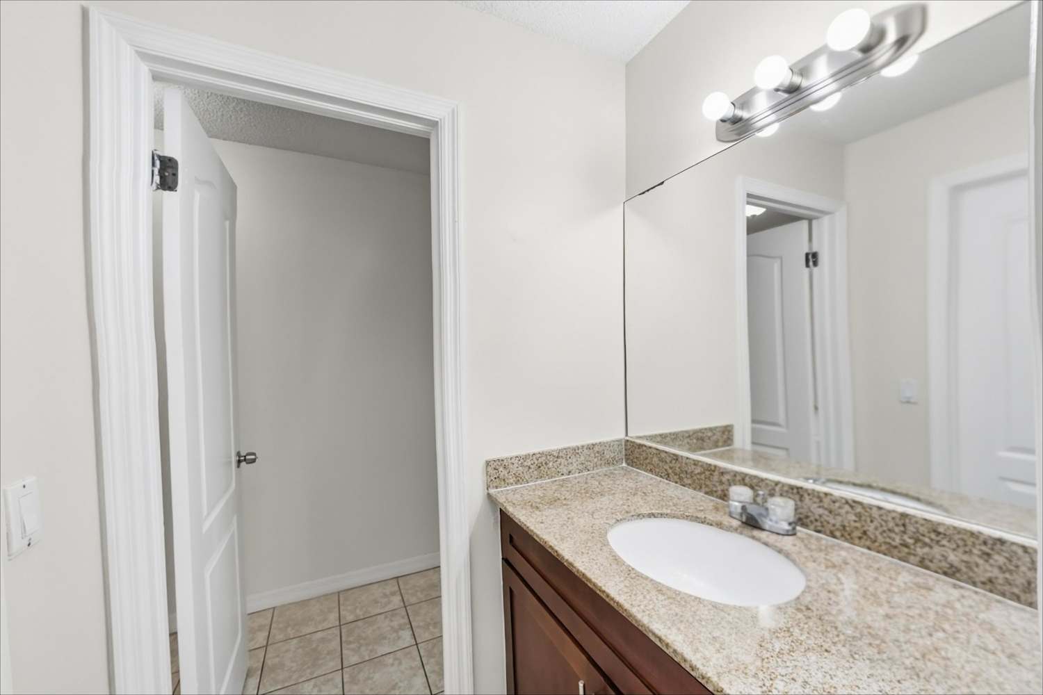 957 NW 128th Pl, Miami photo 18