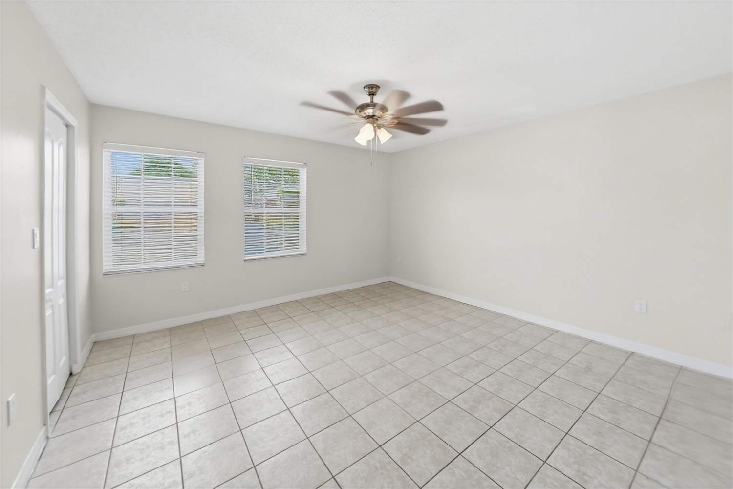 957 NW 128th Pl, Miami photo 16