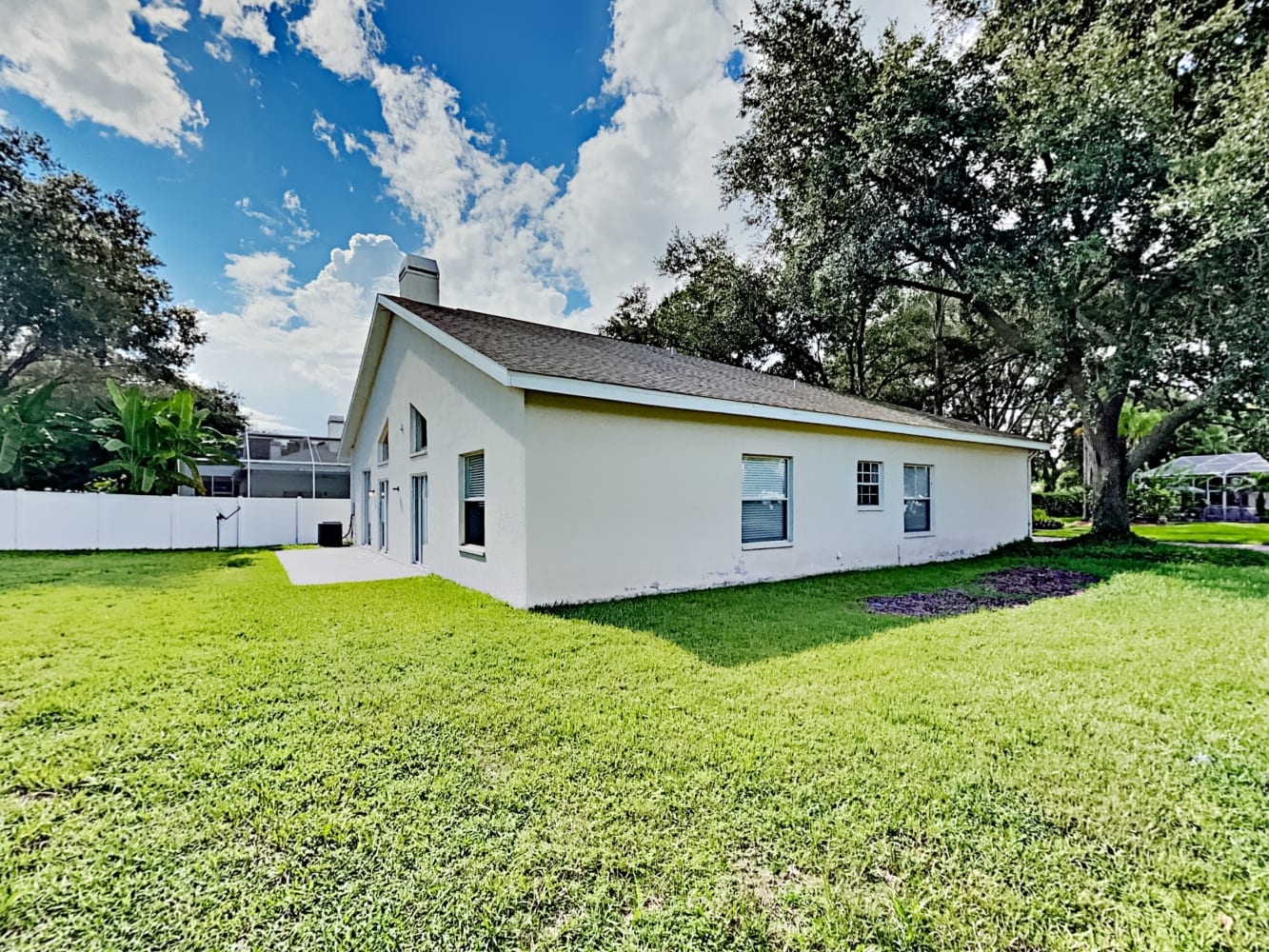 9641 Norchester Cir, Tampa photo 16