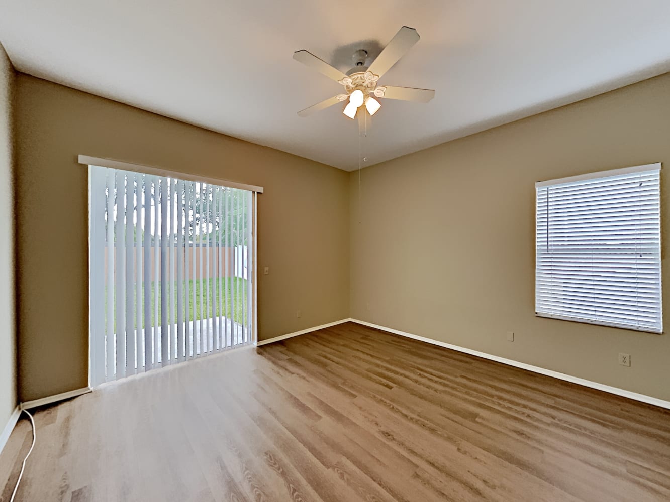 9641 Norchester Cir, Tampa photo 9