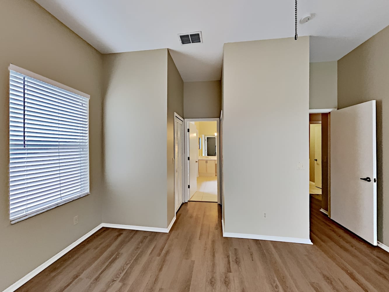 9641 Norchester Cir, Tampa photo 10