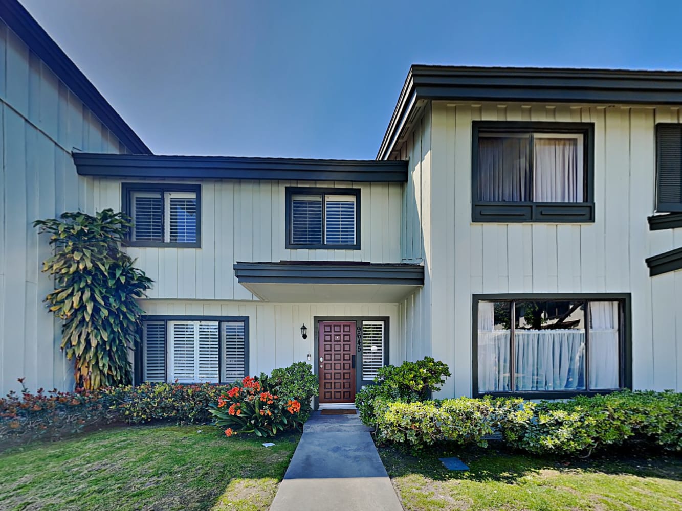 Front of 9645 Karmont Ave, South Gate, CA