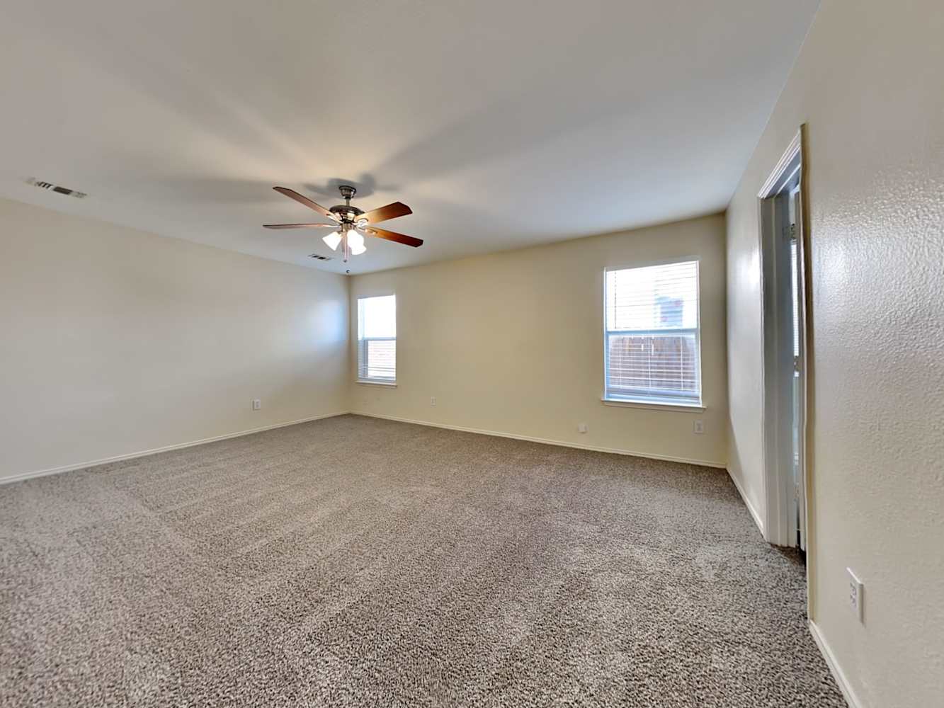 9764 Stoney Bridge Rd, Fort Worth photo 12
