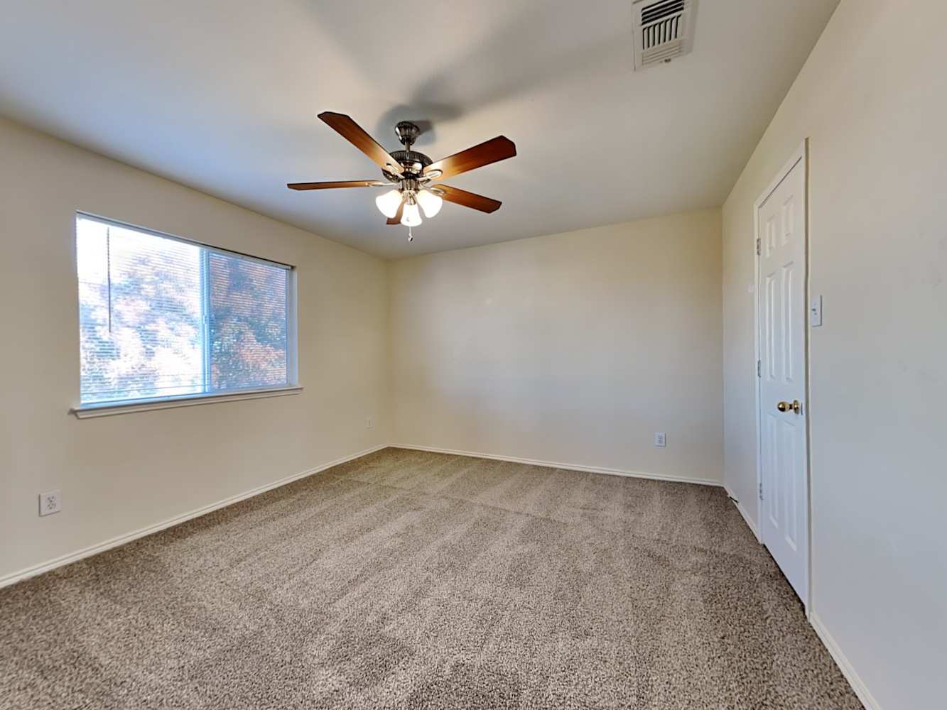 9764 Stoney Bridge Rd, Fort Worth photo 17