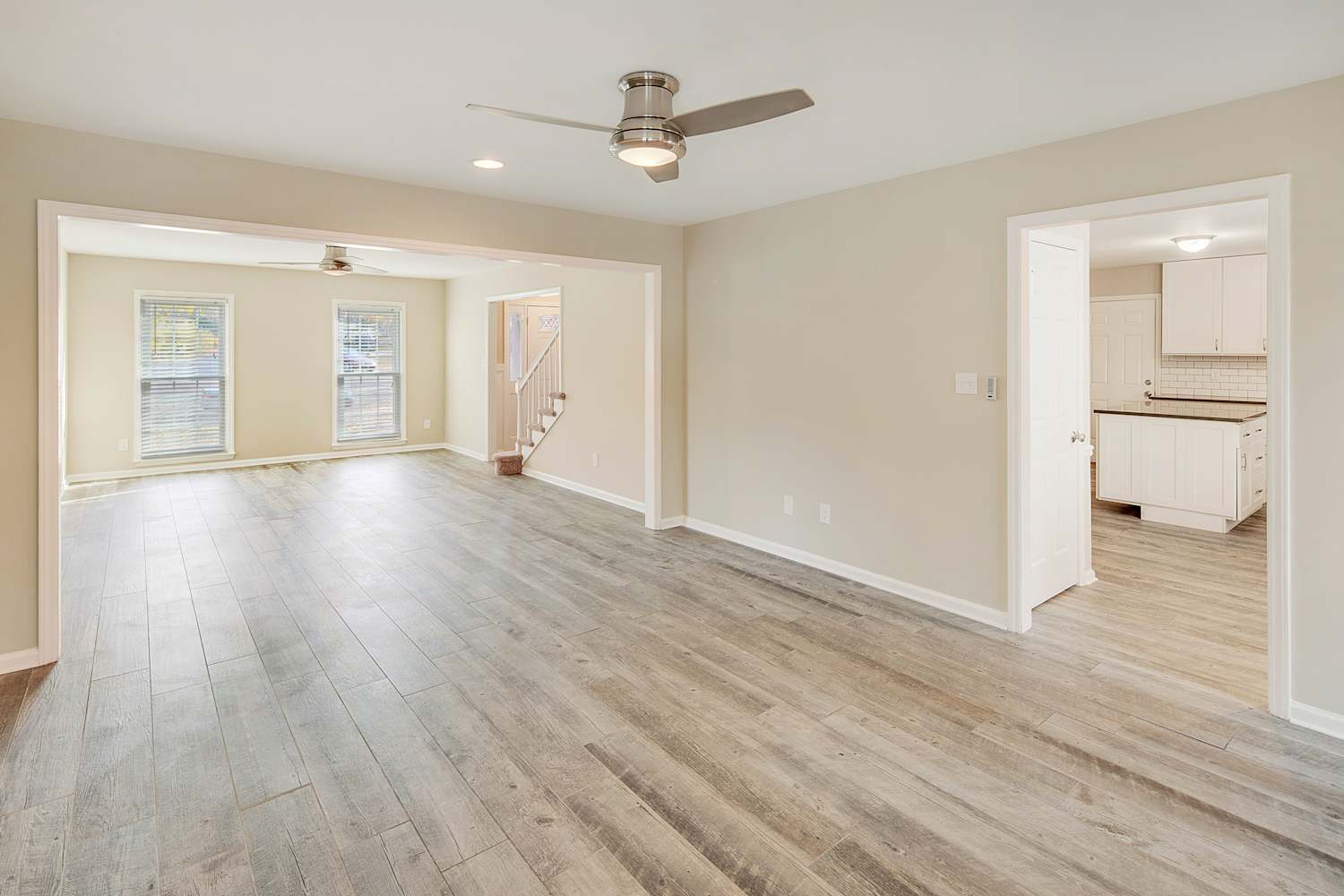 9800 Fairlea Dr, Charlotte photo 9