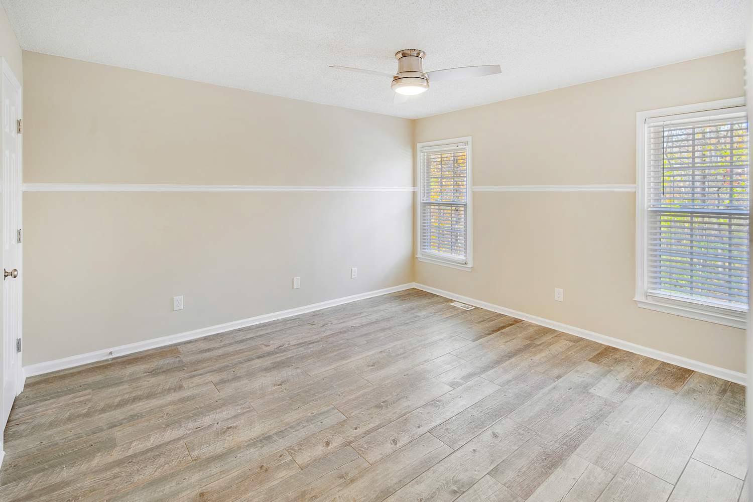 9800 Fairlea Dr, Charlotte photo 23
