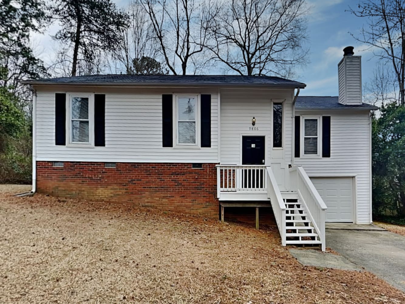Front of 9806 Leatherwood Ct, Mint Hill, NC