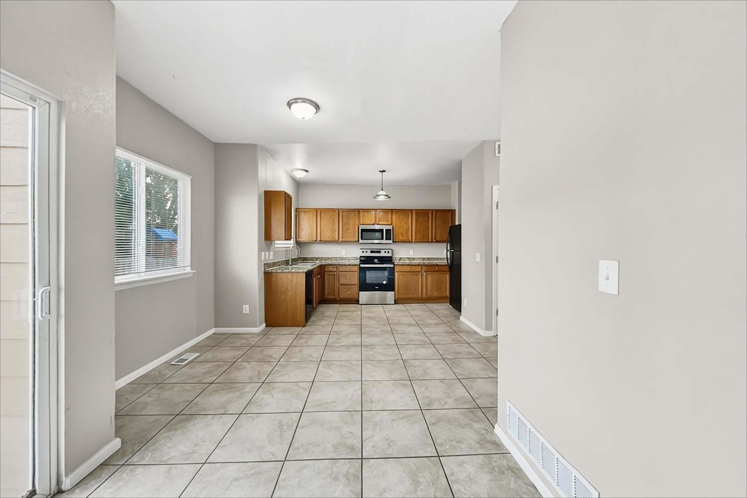 9829 Kenton Cir, Commerce City photo 9