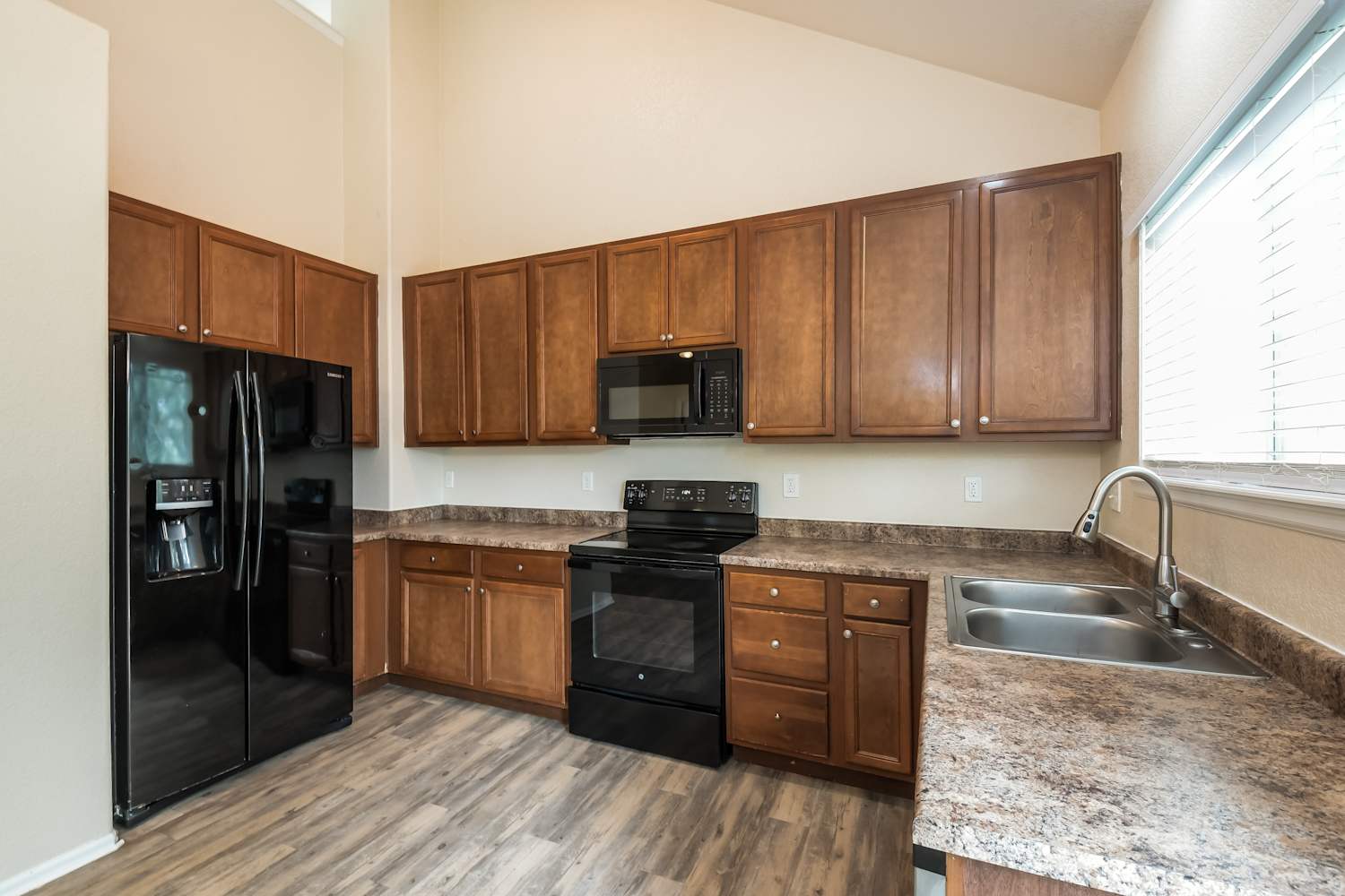 9848 Kenton Cir, Commerce City photo 9