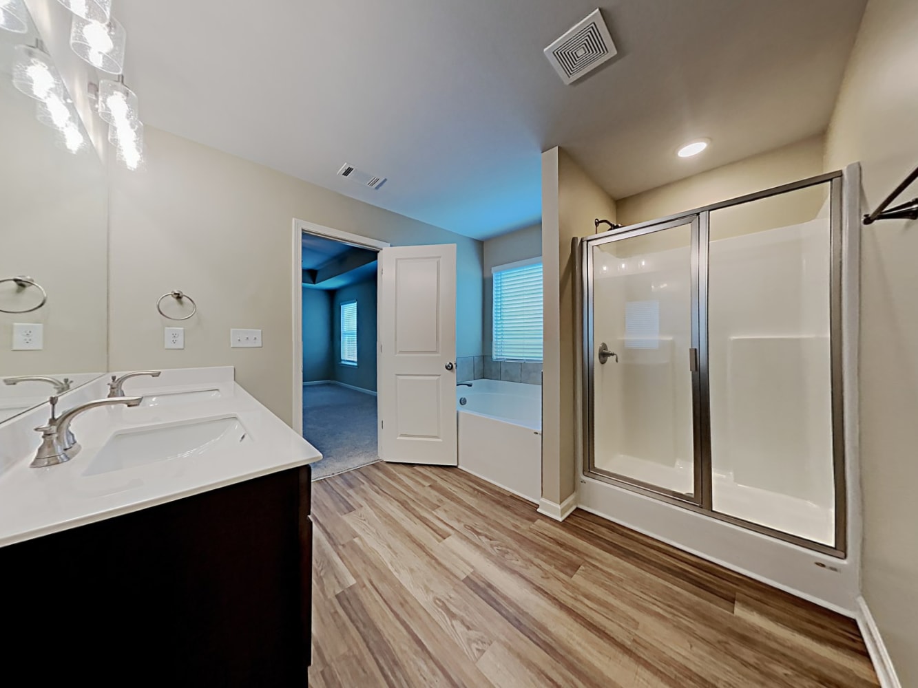 99 Lantana Xing, Dallas photo 18