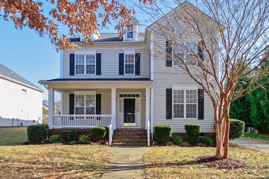 Front of 9927 Willow Leaf Ln, Cornelius, NC