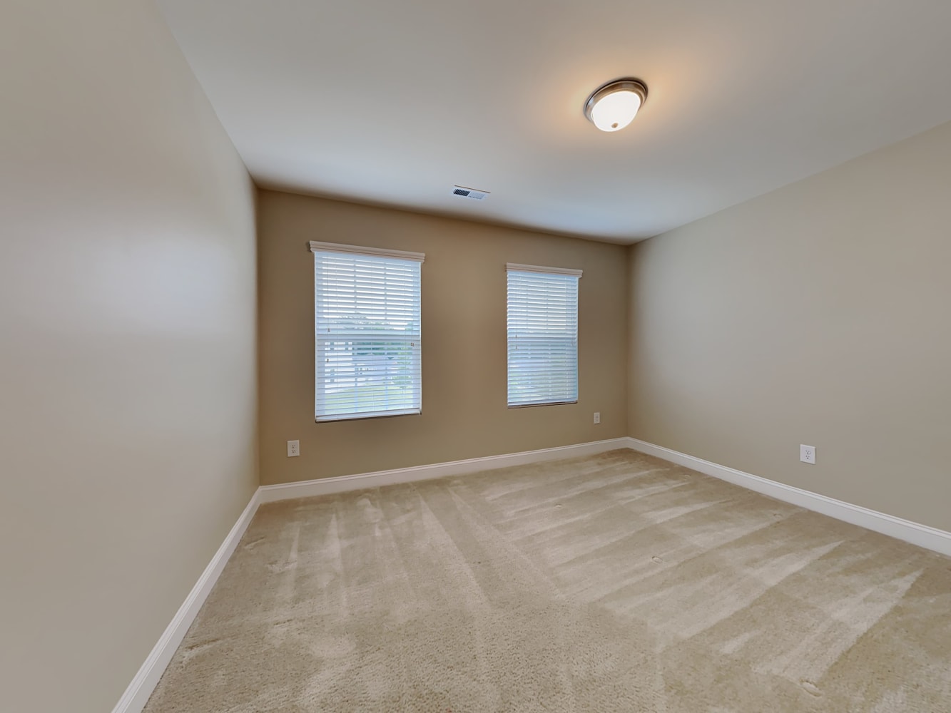 9931 Maywine Cir, Huntersville photo 16