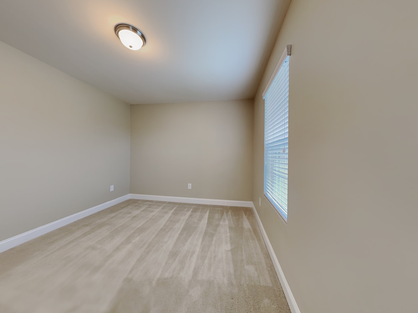 9931 Maywine Cir, Huntersville photo 15