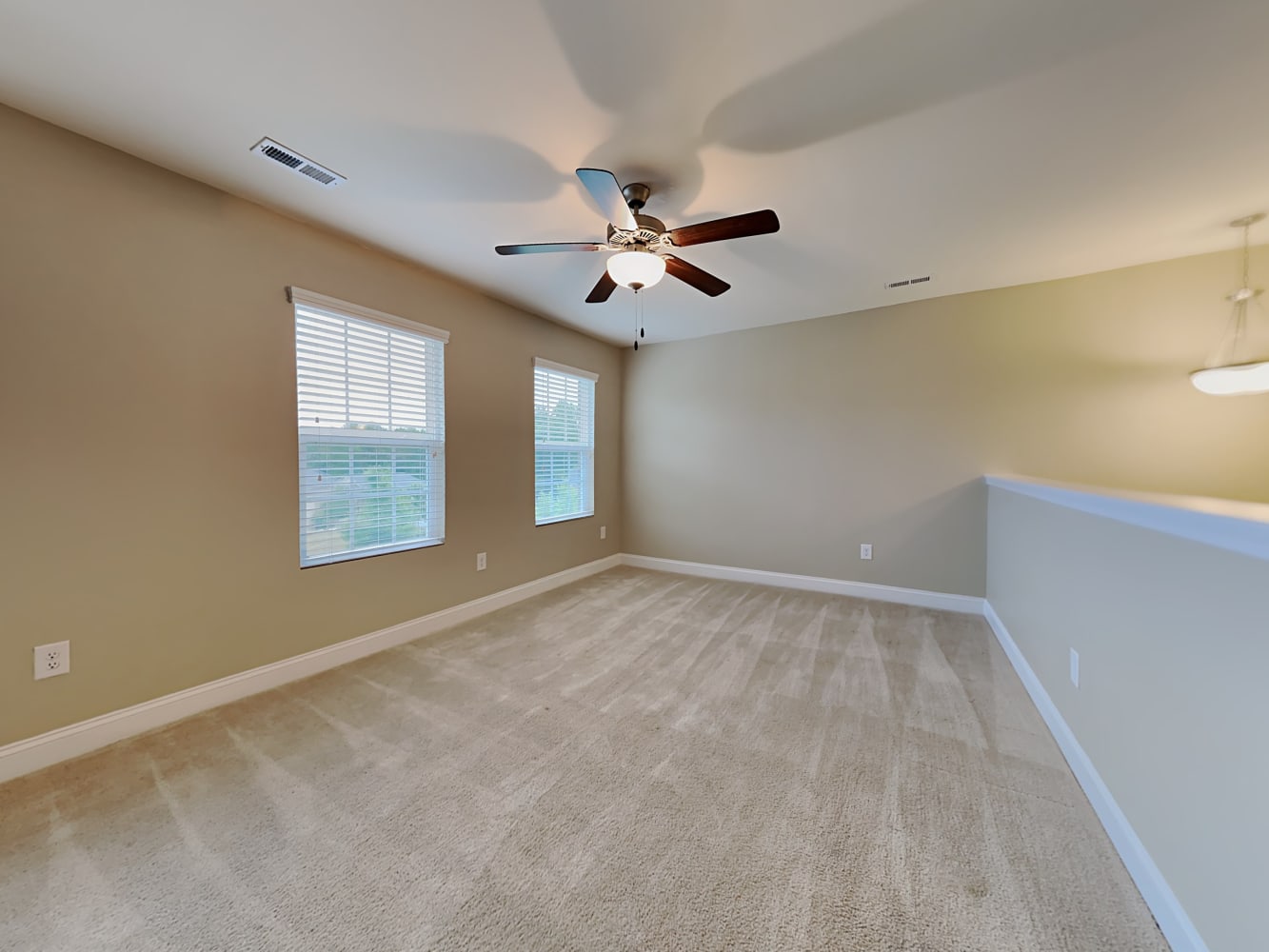 9931 Maywine Cir, Huntersville photo 11