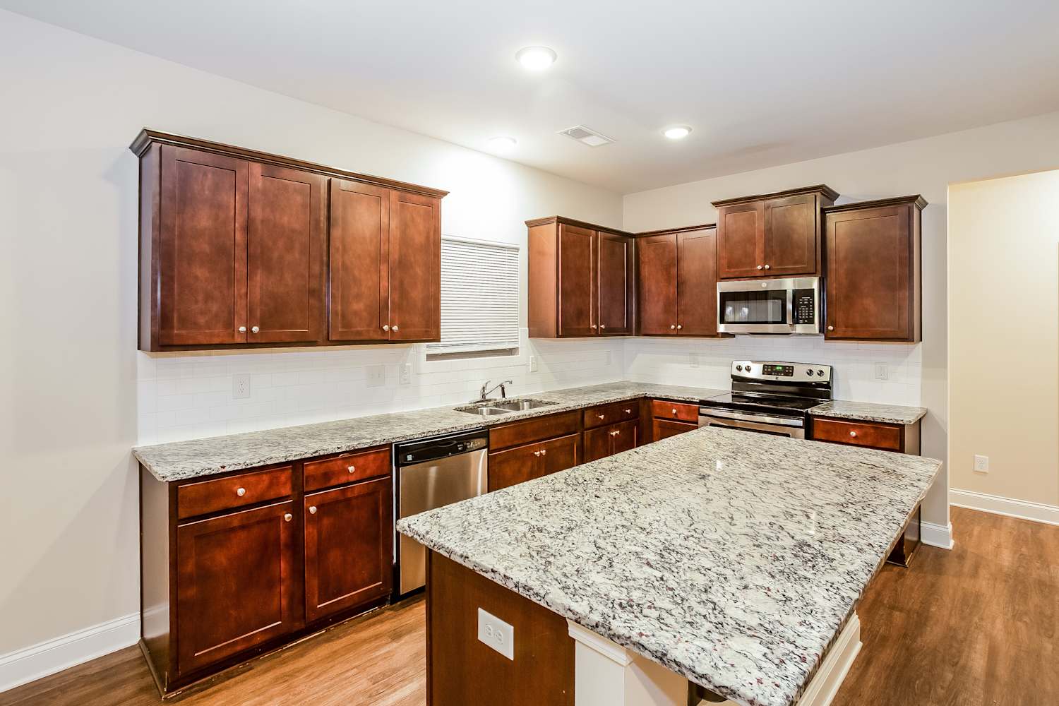 5386 Roberta Crossing Dr, Concord photo 8