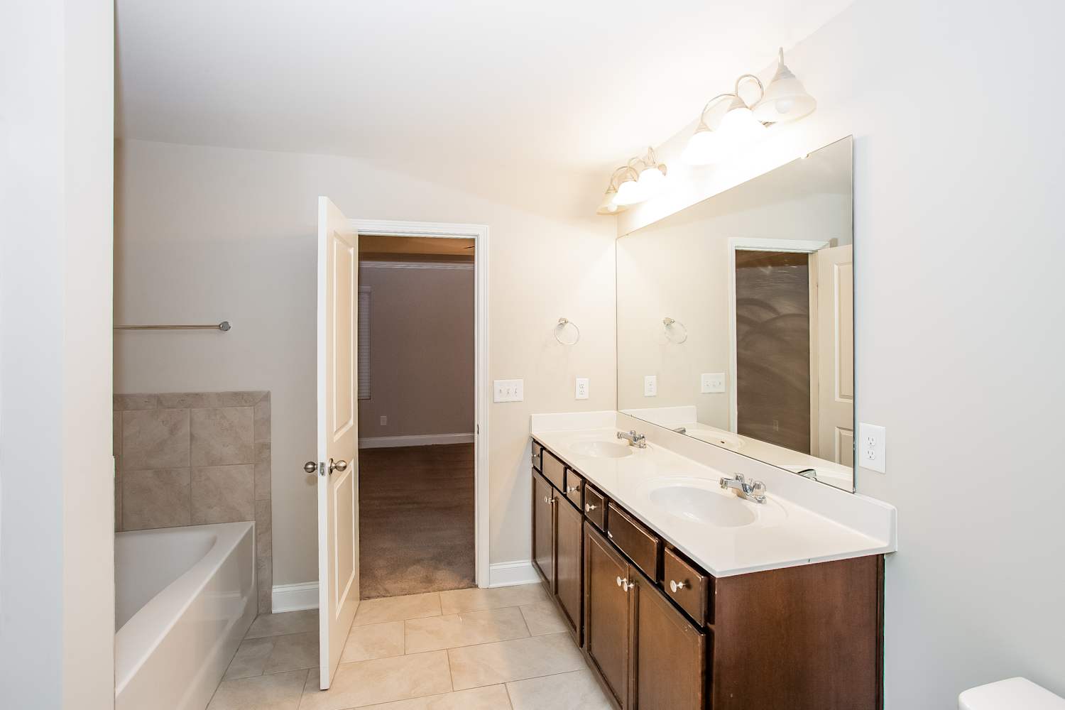 5386 Roberta Crossing Dr, Concord photo 11